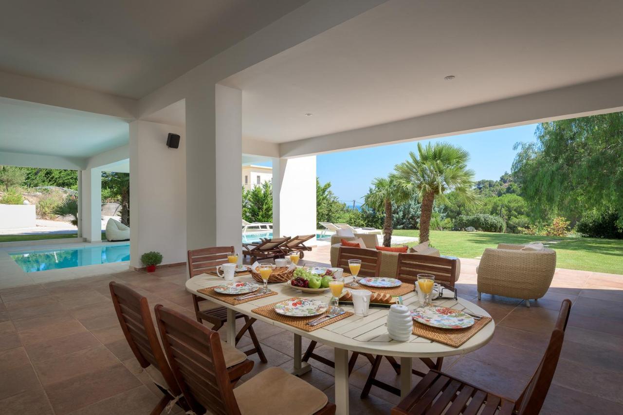 Ixian Hilltop Villa Ialisos Exterior foto